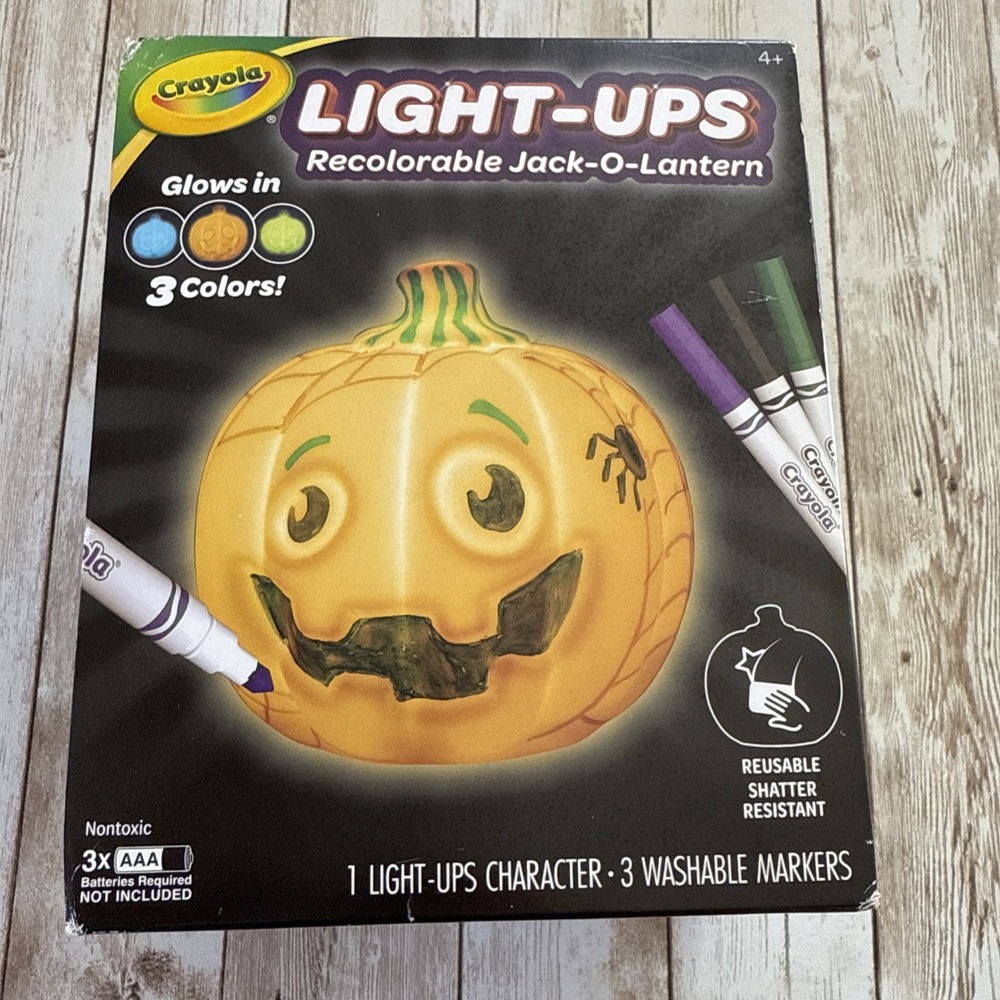 Crayola Light Up Jack-O-Lantern Recolorable Kit with Washable Markers Age 4+ New